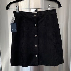 Aritzia Wilfred Free black suede skirt